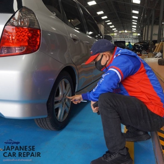 อู่ซ่อมสีรถยนต์ นวมินทร์ - แจแปนนีส คาร์ รีแพร์ - อู่ทําสีรามอินทรา